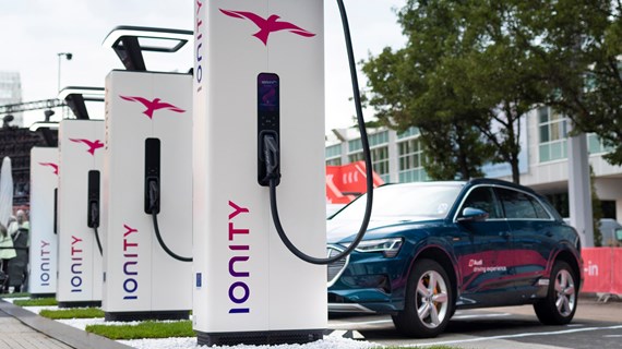 IONITY valitsi Caverionin kumppanikseen sähköautojen latausasemilla viidessä maassa