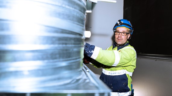 Ilmanvaihtoasentajan työ näkyy hyvänä sisäilmana Lahden Renkomäen monitoimitalossa