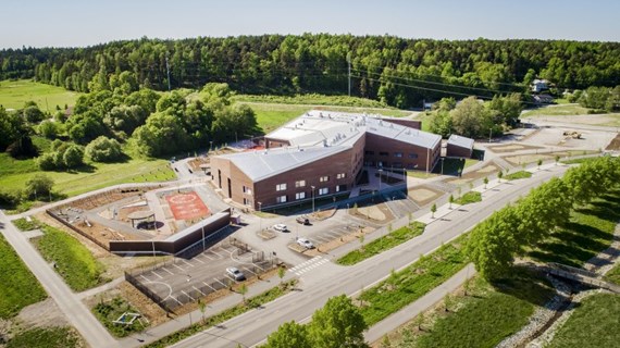 Hyvän rakentamisen palkinto allianssimallilla rakennetulle Turun Syvälahden monitoimitalolle