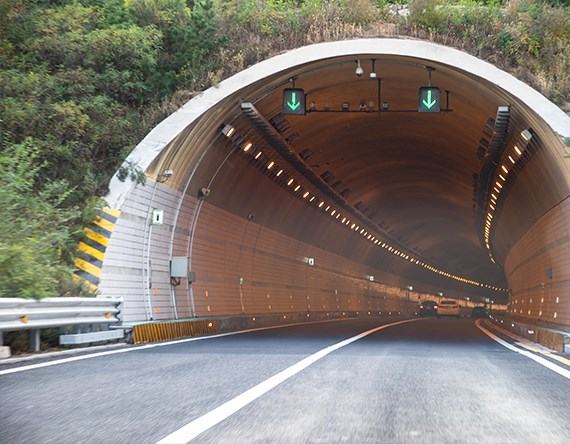 Tunnelin sisäänkäynti