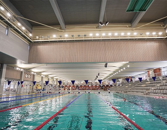 Oulun kaupungin uimahallin valaistus uusittiin