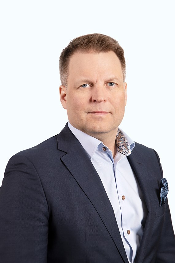 Ville Tamminen Suomi & Baltia Henkilötiedot >> 