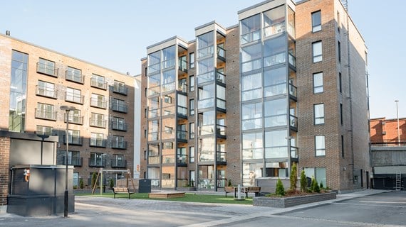 YH Kodit hyödyntää Caverionin tekoälypalvelua kiinteistöjen olosuhdeilmoitusten käsittelyssä